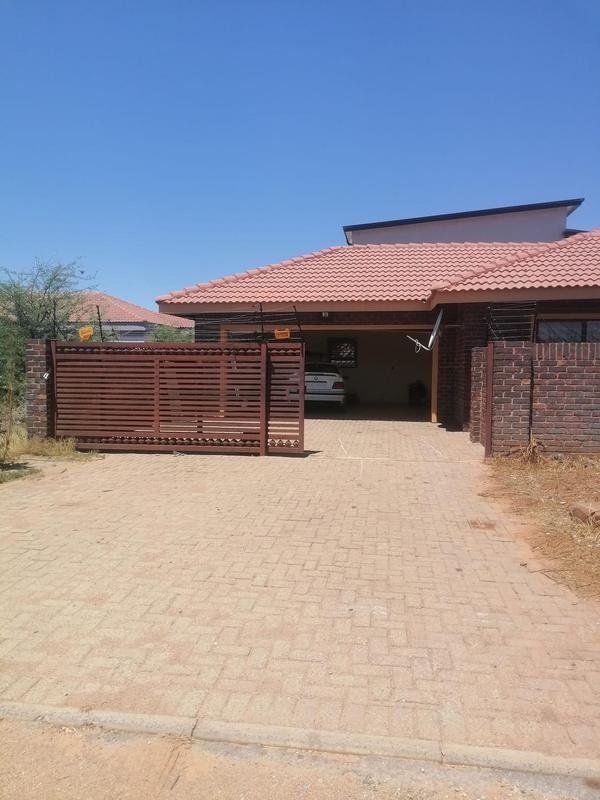 3 Bedroom Property for Sale in Golf View North West